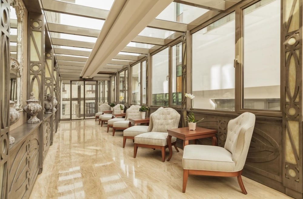 Cadence Design Hotel 16/22