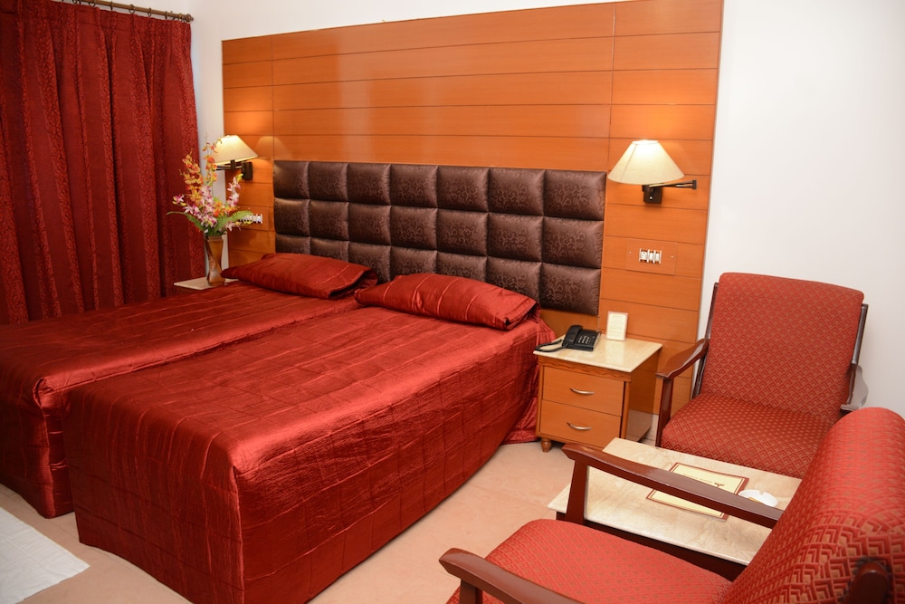 HOTEL GRAND CENTRAL 18/36