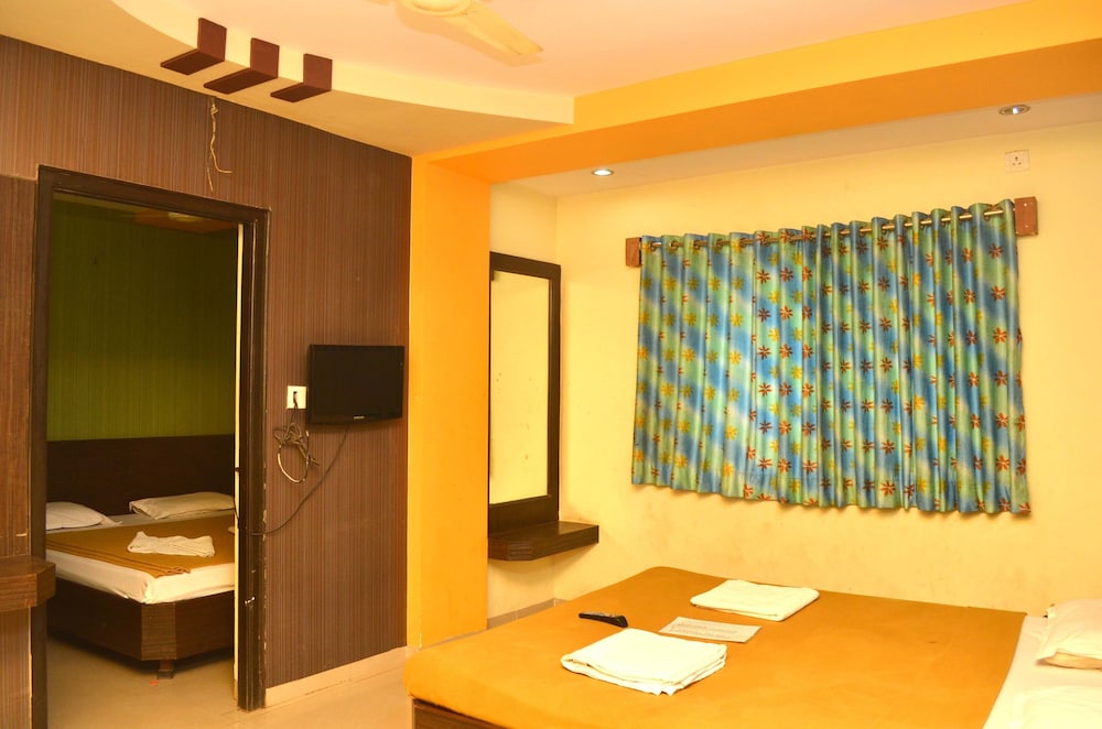 Hotel Sai Kamal 17/57