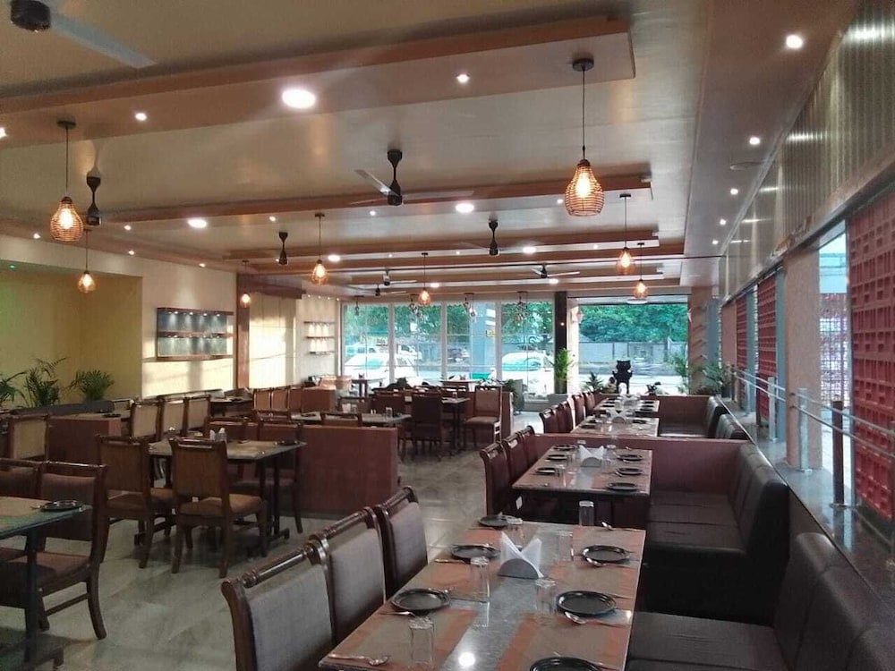 Pushpak Resort 50/67