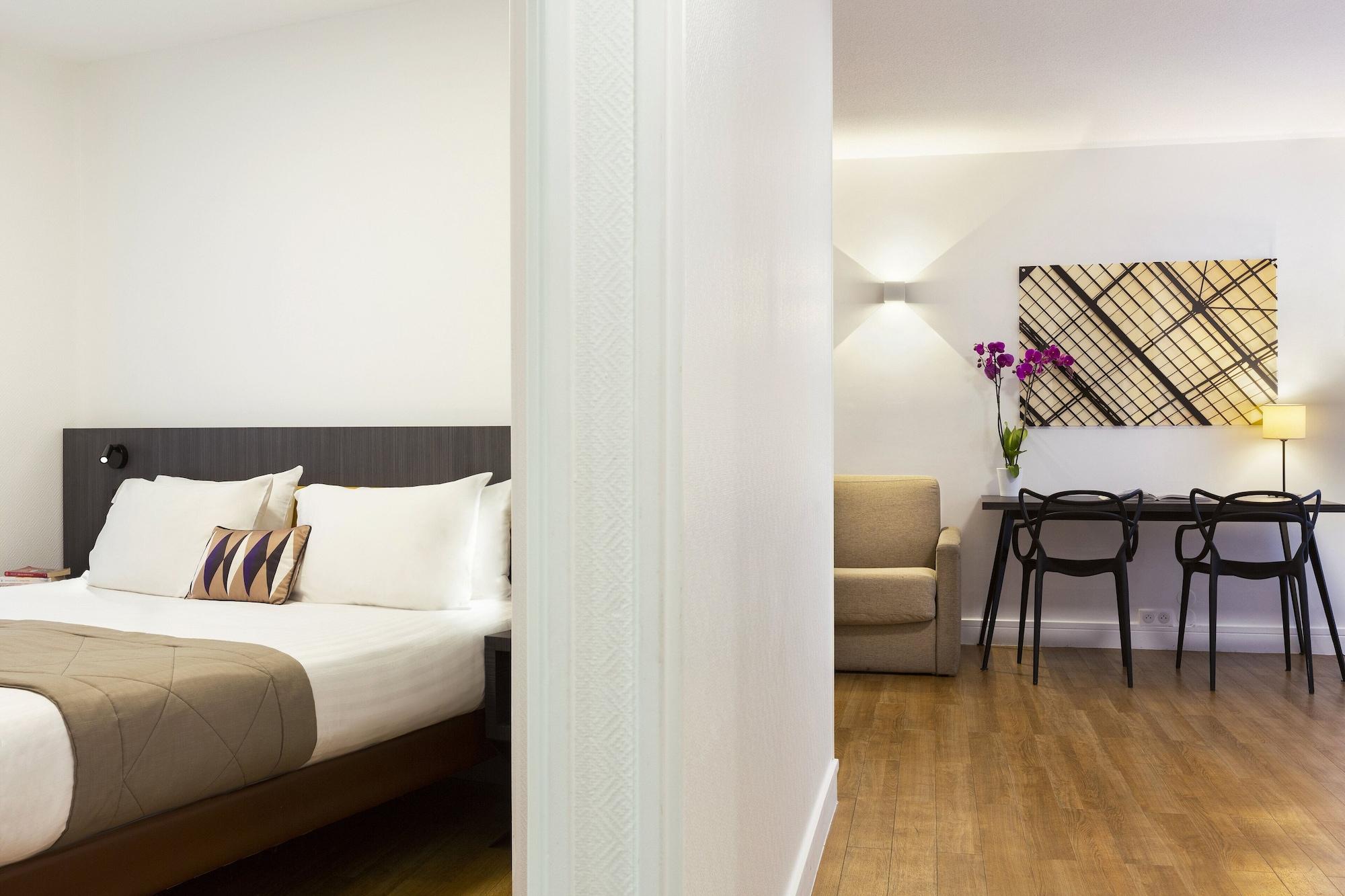 1 Bedroom, Eiffel View
