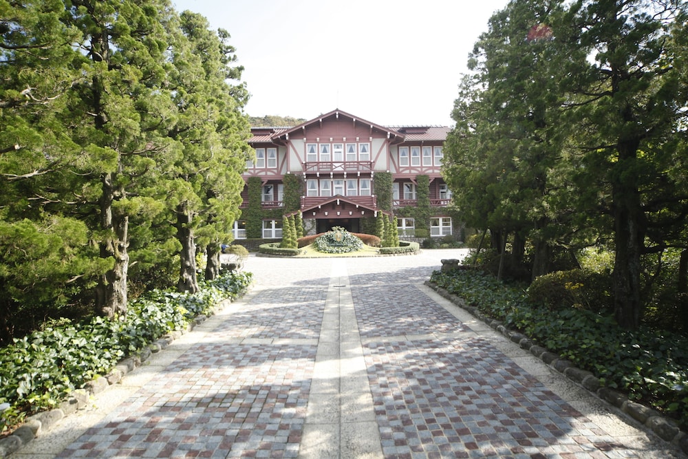 Unzen Kanko Hotel 34/36