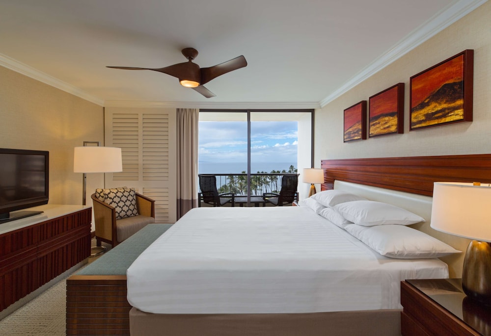 Hyatt Regency Maui Resort and Spa 10/50