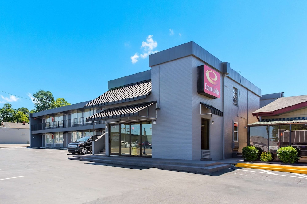 Econo Lodge Gallatin - Metro Nashville 4/43