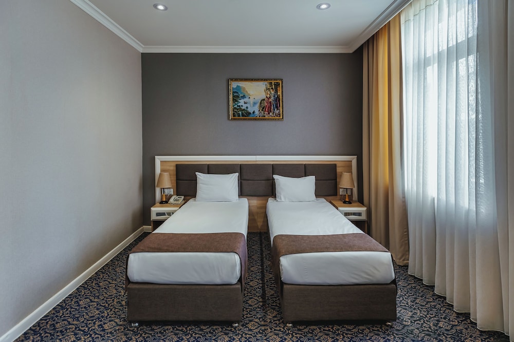 Metro City Hotel 15/44