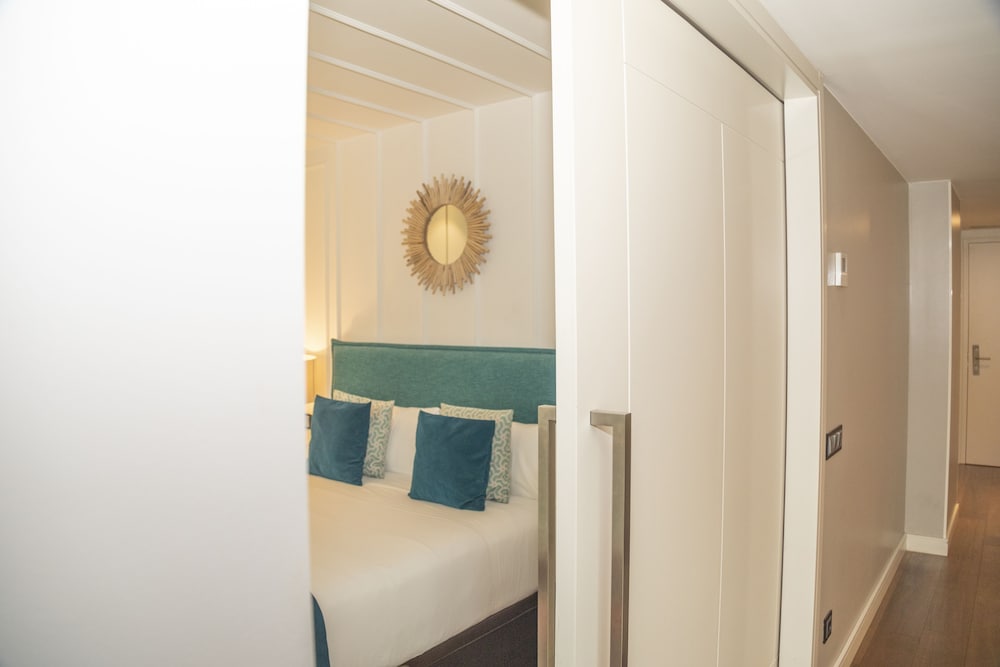 SmartRental Collection Gran Via Centric II 24/57