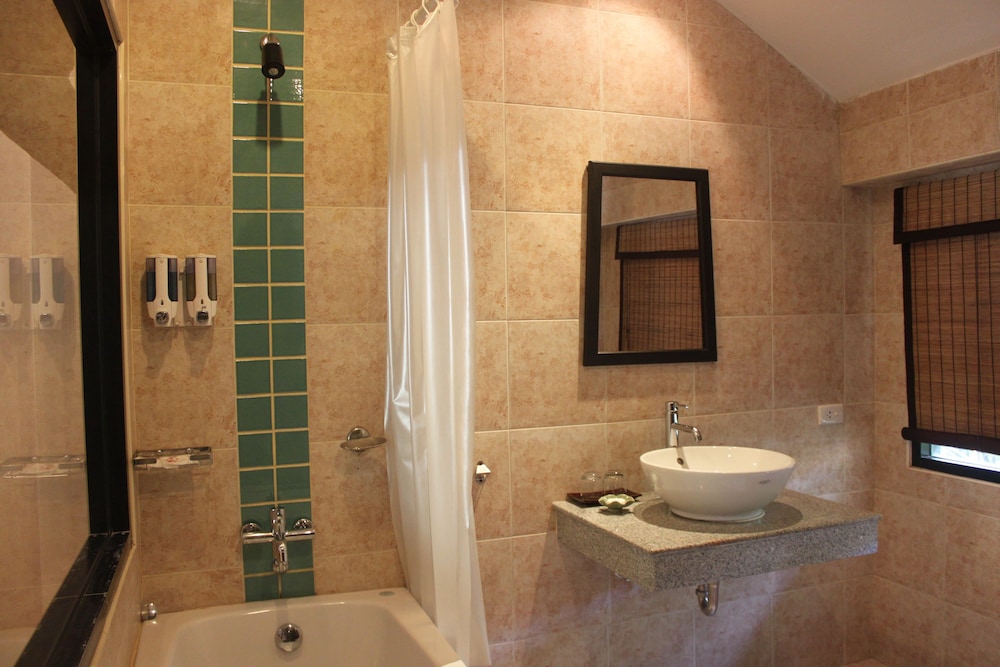 Sudala Beach Resort 50/50
