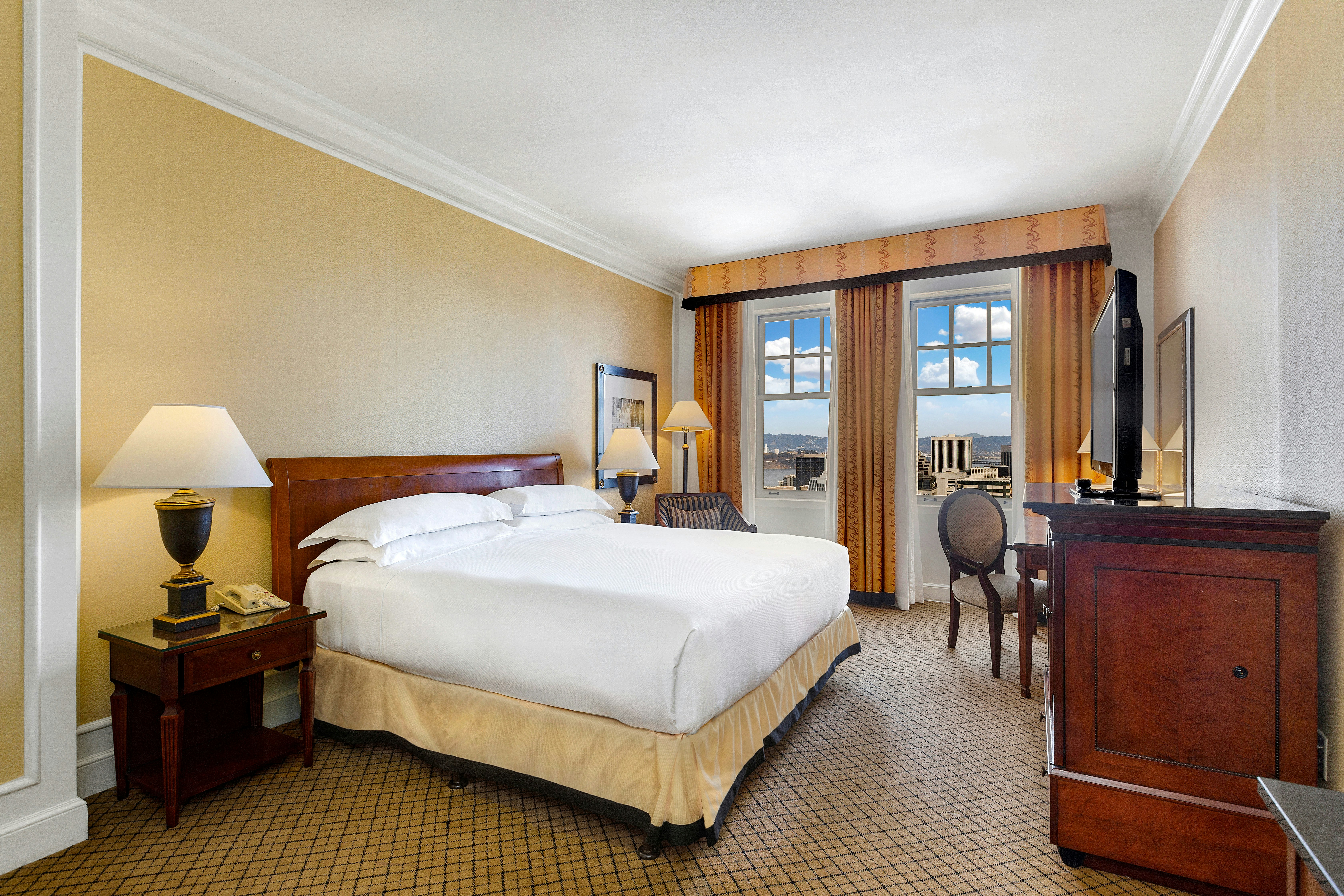 Room, King Bed, Accessible