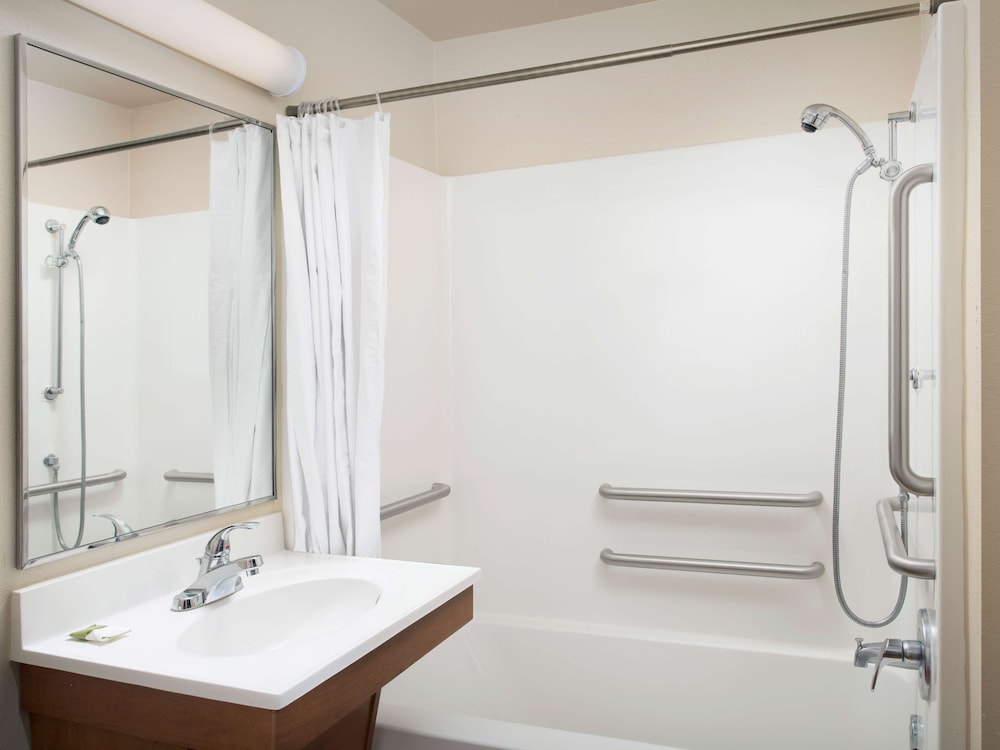 Extended Stay America Select Suites - Jacksonville - North 39/42