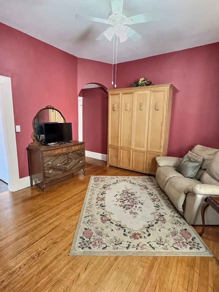 Lasalle Bed Breakfast 40/54