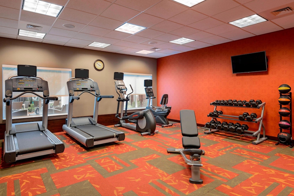 Residence Inn Fort Myers at I-75 and Gulf Coast Town Center 22/53