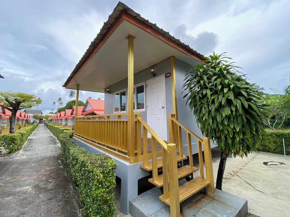 PHI PHI BA KAO BAY RESORT 6/50