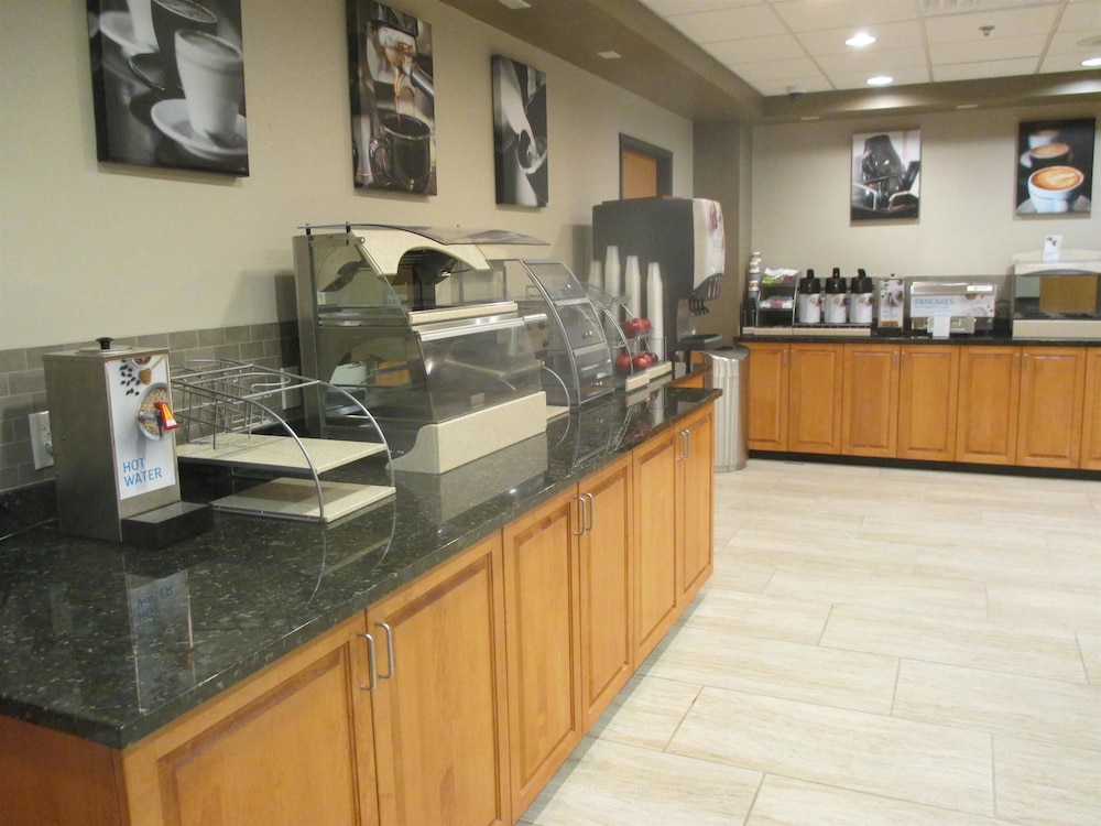 Best Western Plus Omaha Airport Inn 6/41