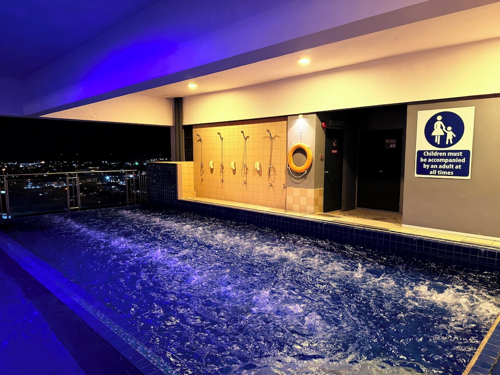 Stirling Suites 29/48
