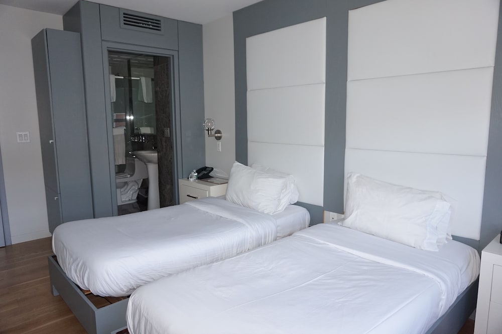 STANDARD, TWIN BEDS
