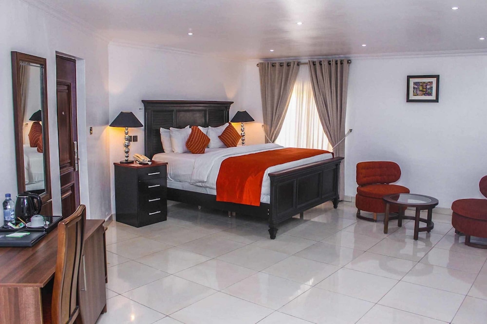 The View Lekki 8/40