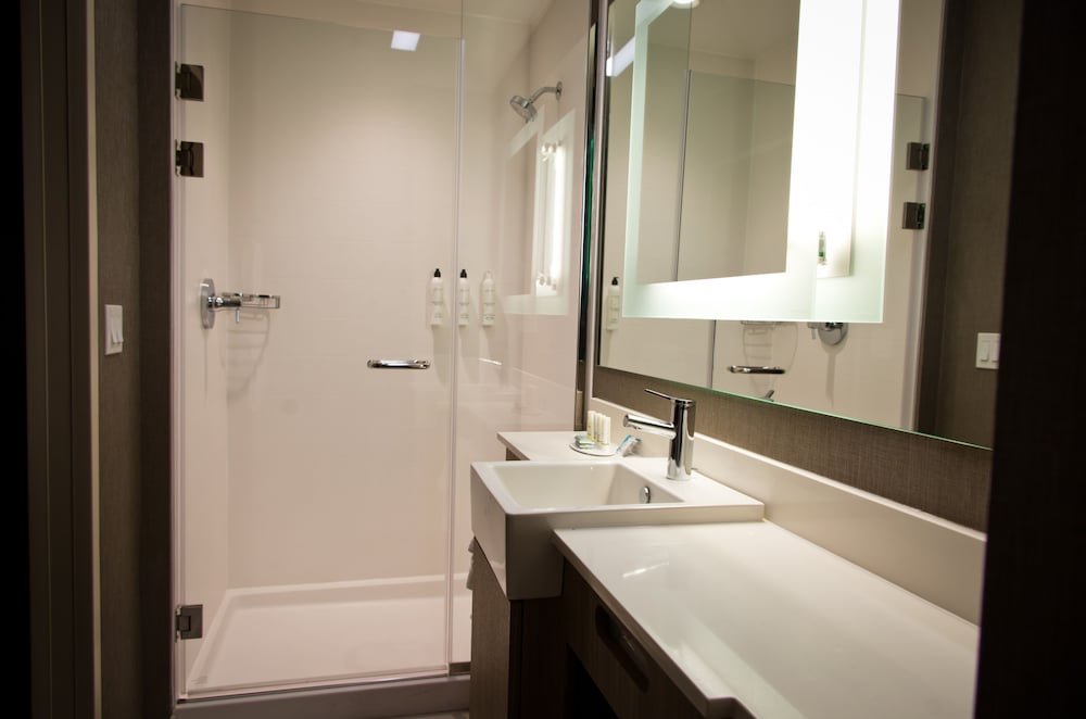 SpringHill Suites by Marriott West Sacramento 38/44