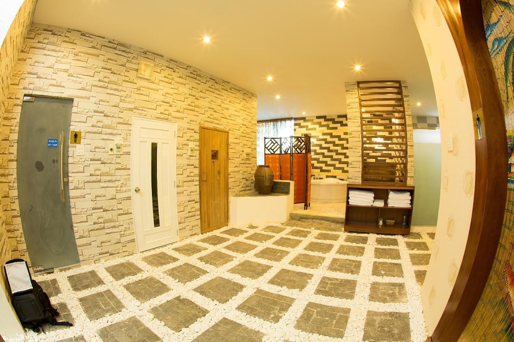 Palmira Resort 10/50