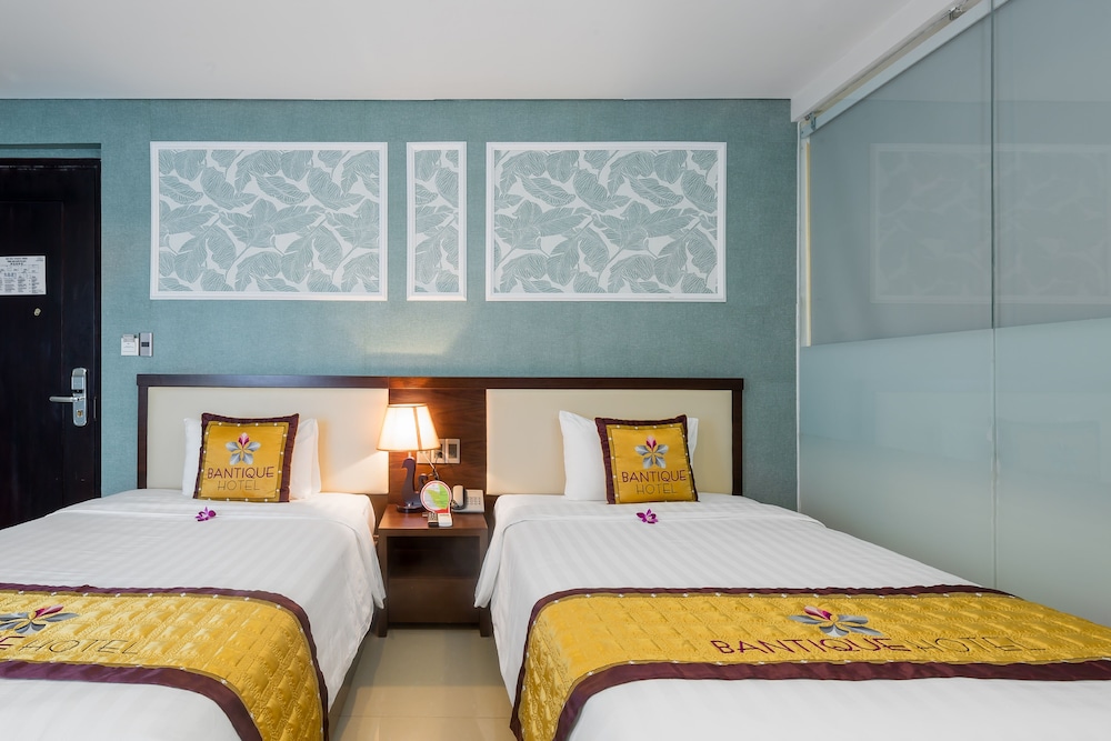 Bantique Hotel 5/30