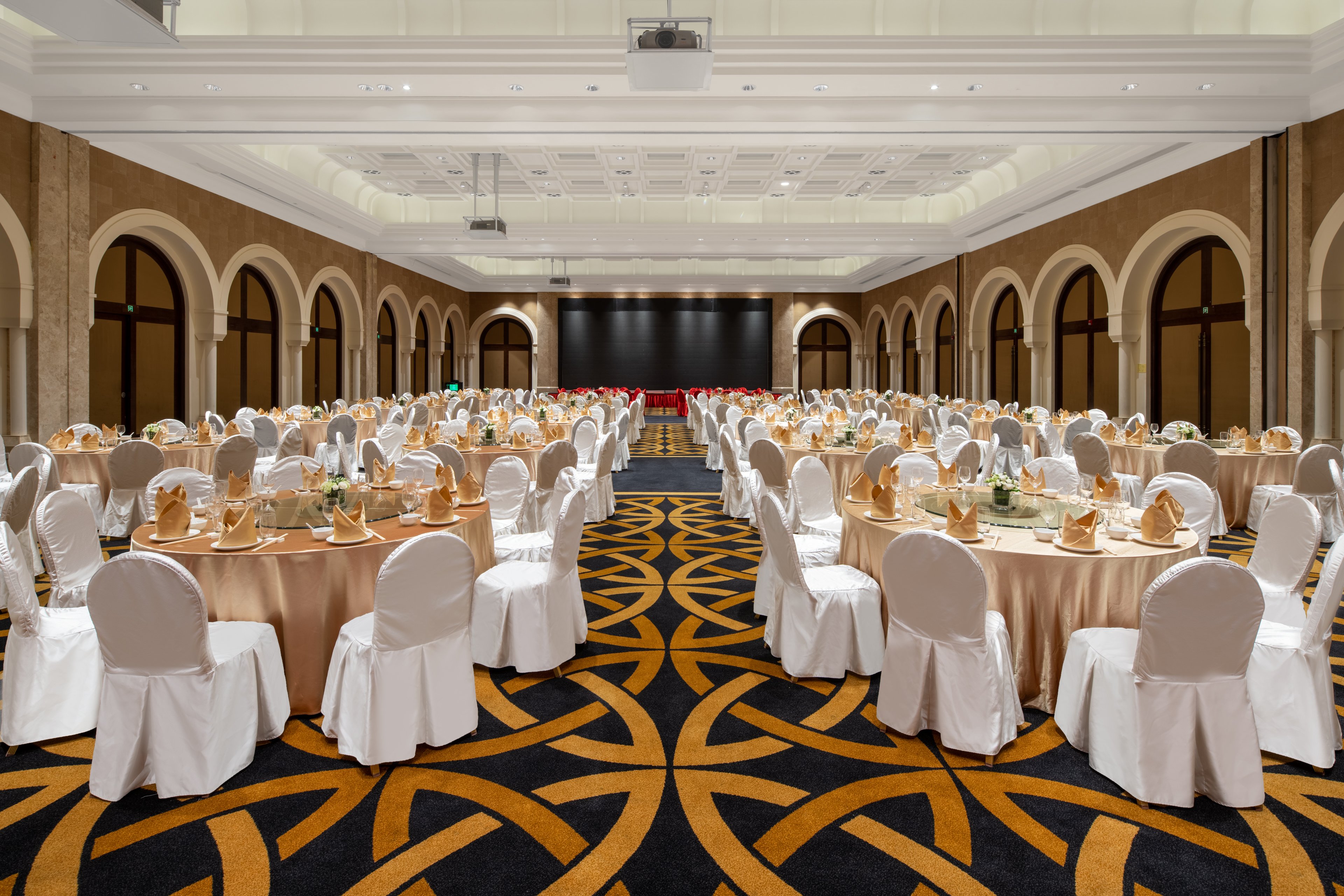 Holiday Inn Guangzhou Airport Zone 65/70
