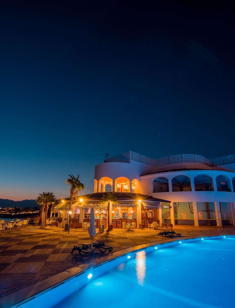 Reef Oasis Blue Bay Resort and Spa photo5