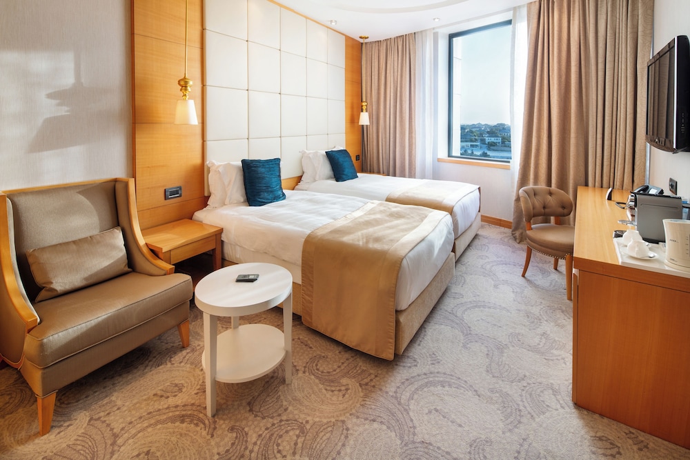 Bilgah Beach Hotel 20/75