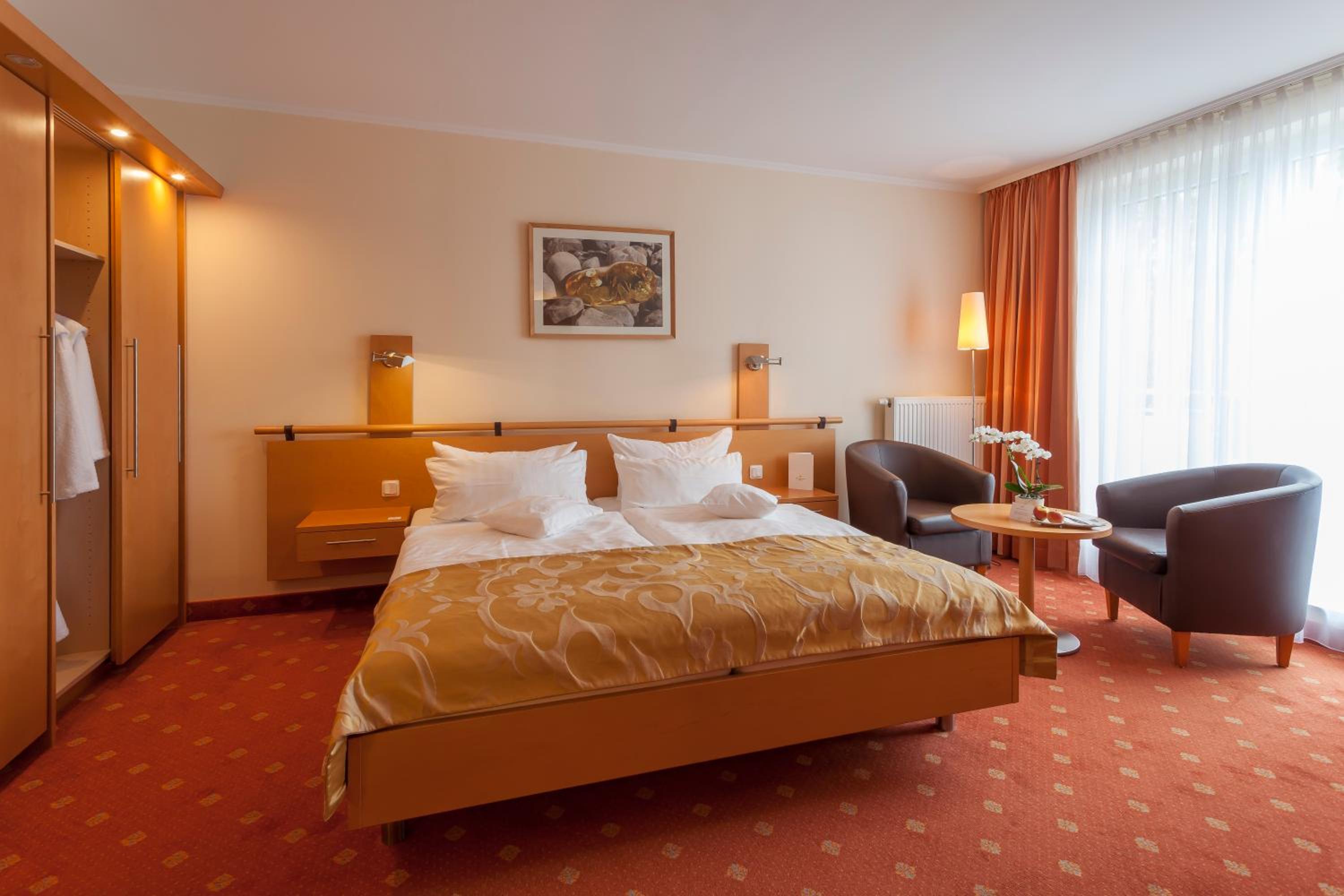Room, Double Bed, No Sea View, Balcony، Hotel Bernstein 3/8