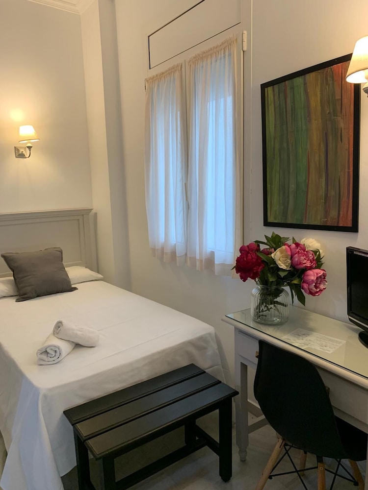 Hotel Dona Blanca 22/41