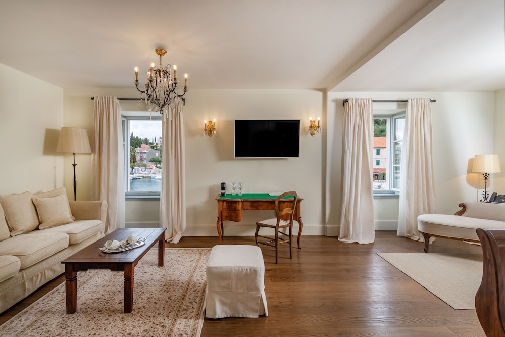 Hotel Martinis Marchi 29/50