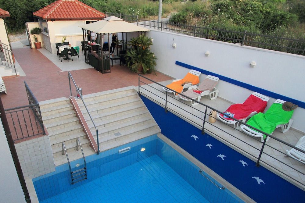 VILLA ERNA 4/61
