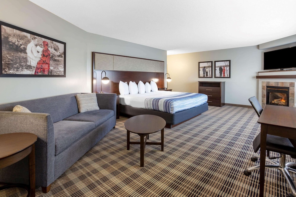 AmericInn by Wyndham Madison South 18/34
