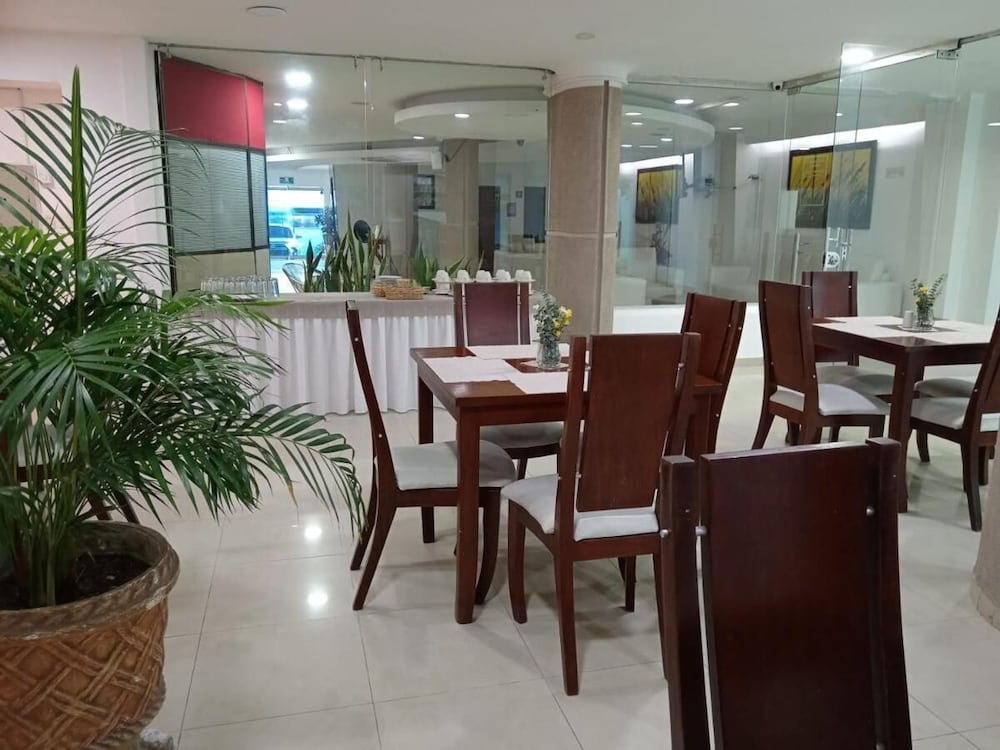Hotel Ayenda Charthon 1316 54/60