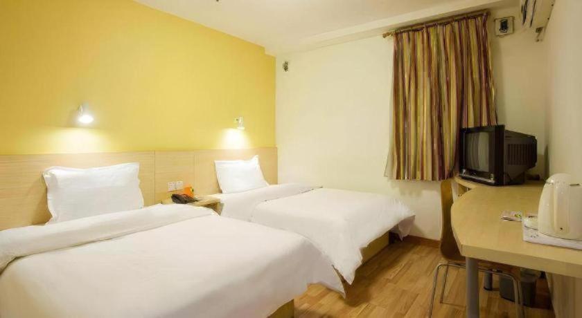 7 Days Inn (Dongguan Changping Railway Station) 16/41