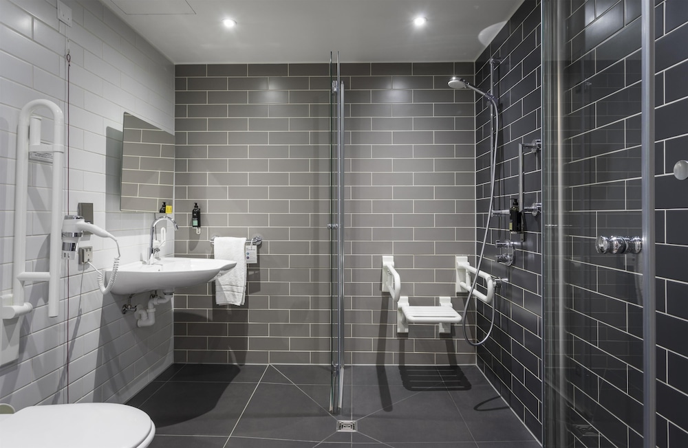 Room, Double Bed, Accessible
