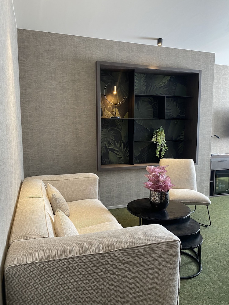 Congres Hotel Van Der Valk Mons 45/68