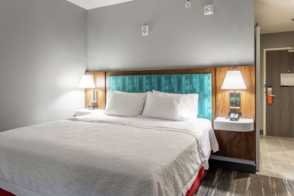 Hampton Inn Madison Oh 13/58