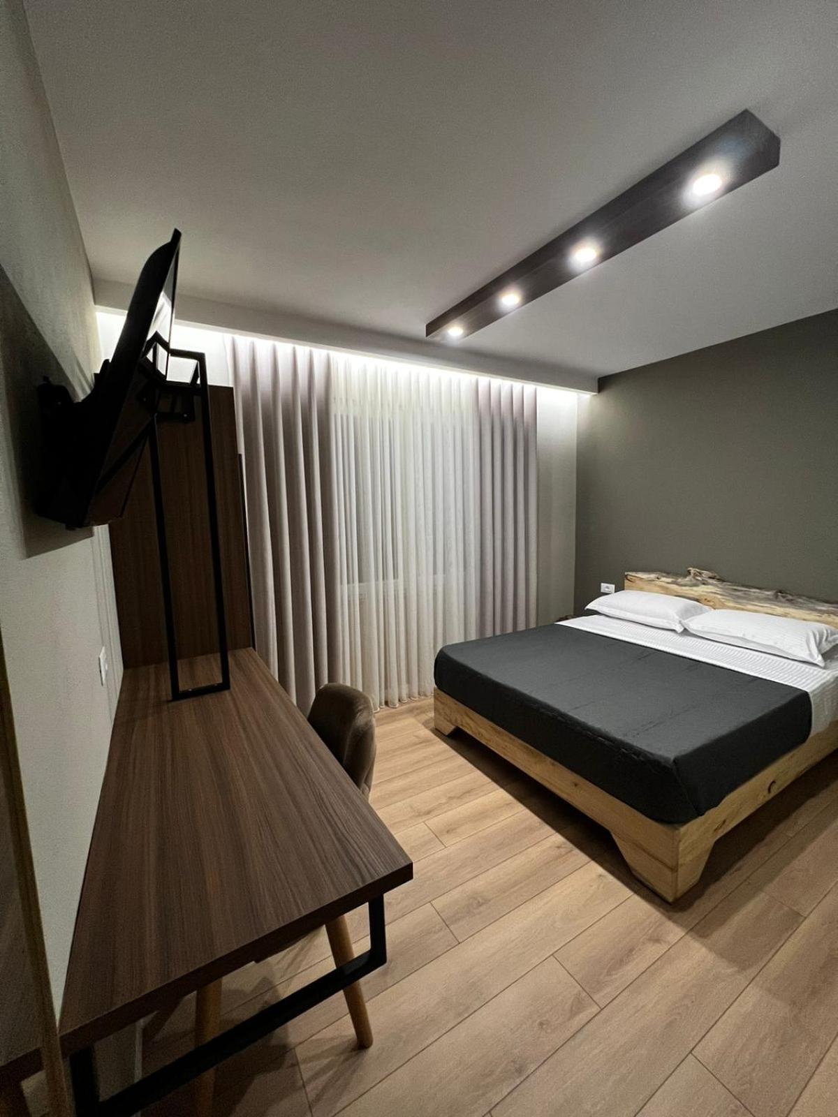 Ikona Hotel Shkoder 28/43