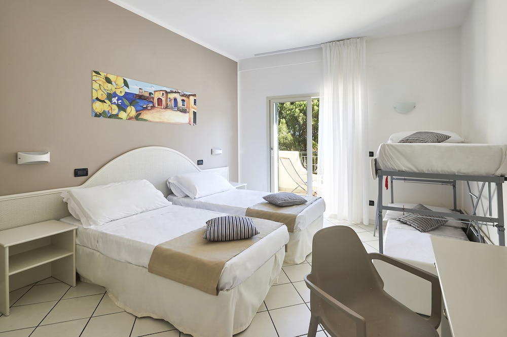 CDSHotels Terrasini 27/70