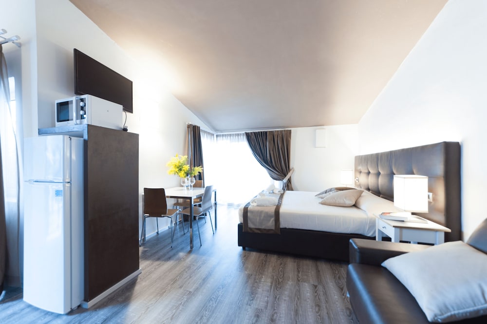 Villa Giada Resort 4/100