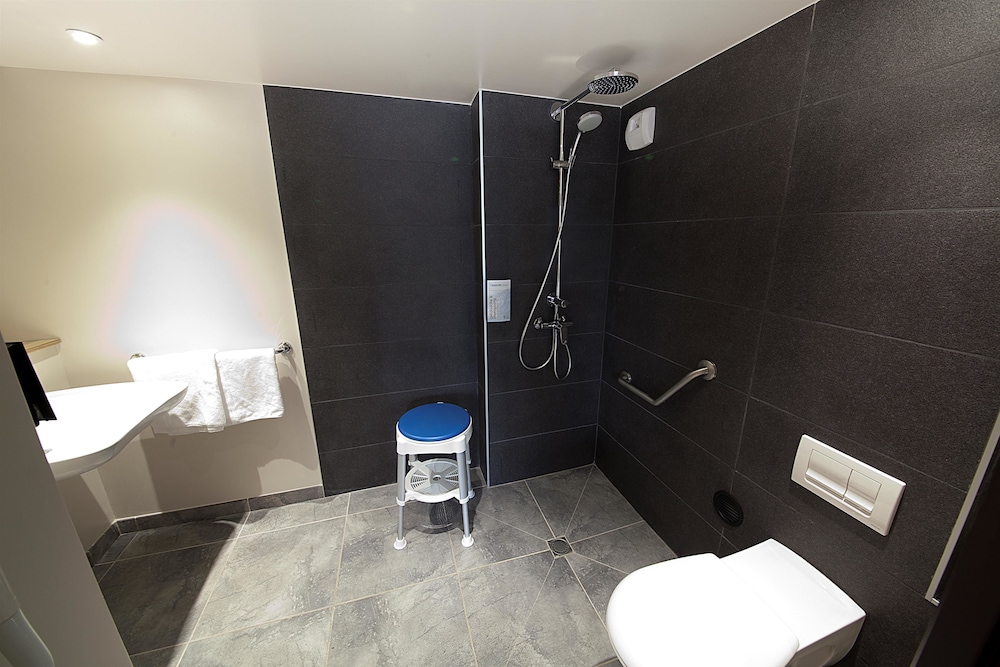 Hotel Campanile Clermont Ferrand Sud - Aubiere 57/58