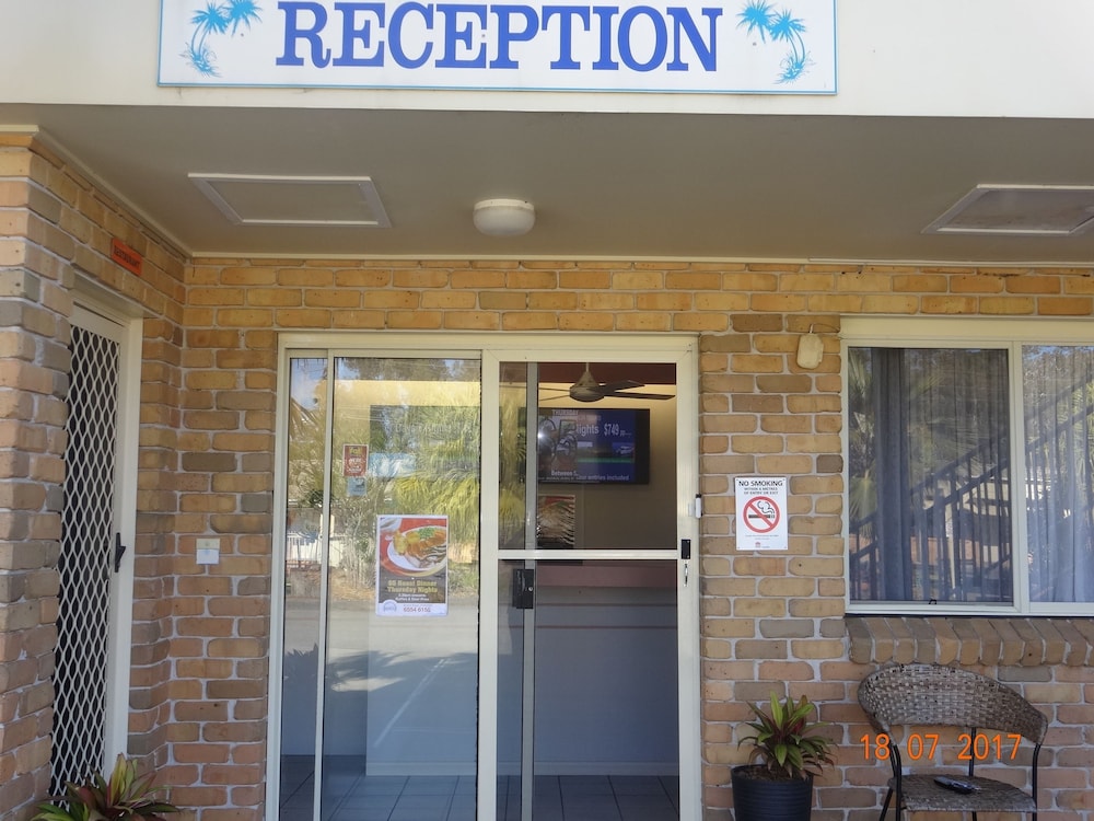 FORSTER PALMS MOTEL 40/50