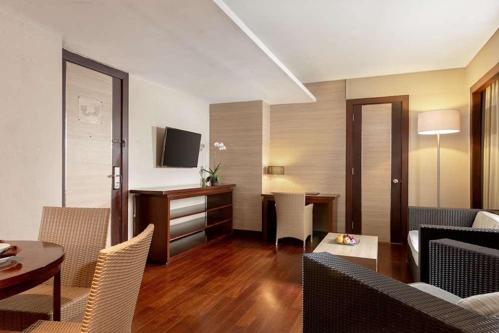 Hotel Santika Bandung 39/51