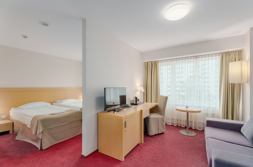 SUPERIOR, TWIN BEDS