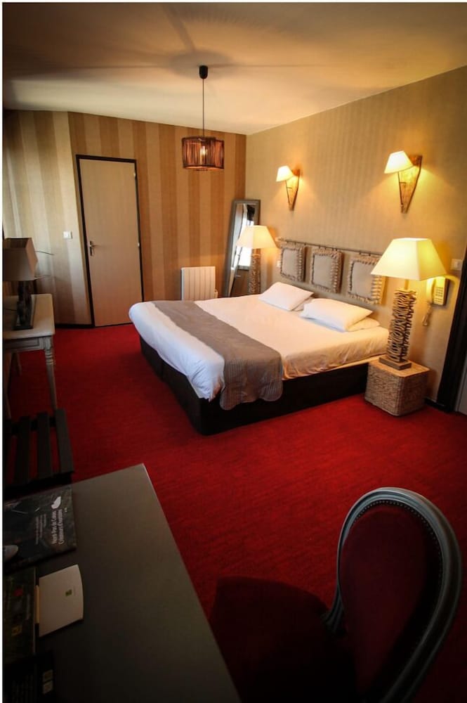 Logis Hotel and Restaurant - Le Mouton Blanc 10/36