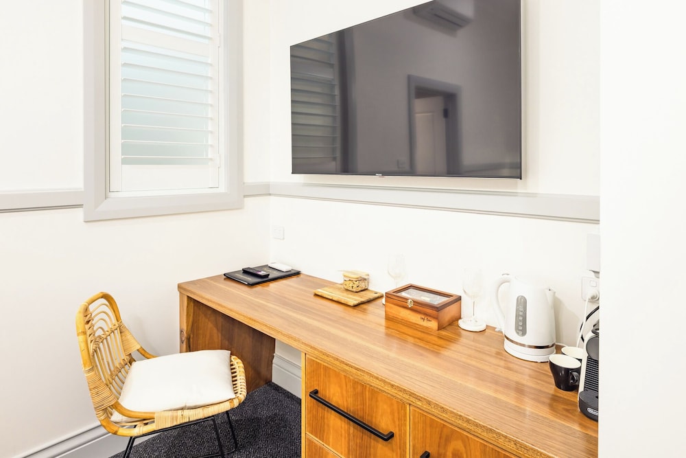 Bermagui Beach Hotel 49/50