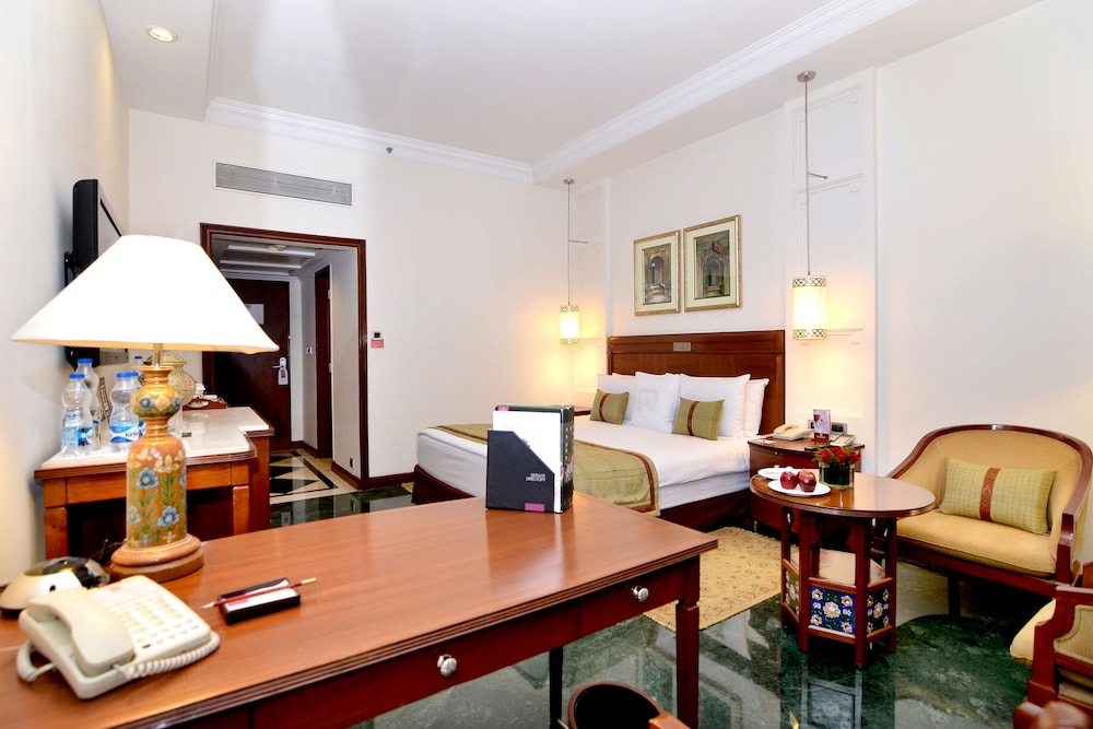 ITC RAJPUTANA, A LUXURY COLLECTION HOTEL 25/44
