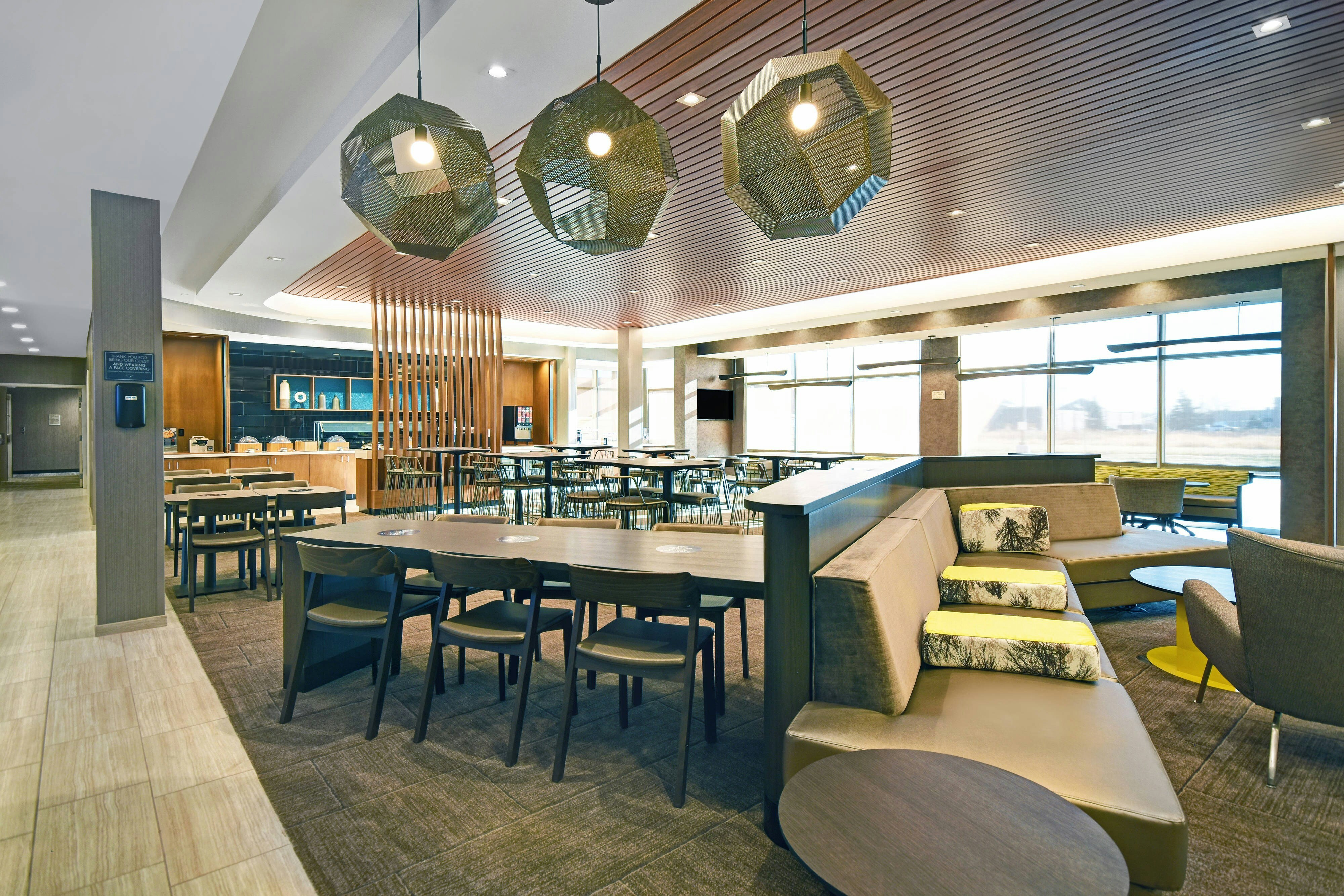 SpringHill Suites by Marriott St. Paul Arden Hills 41/52