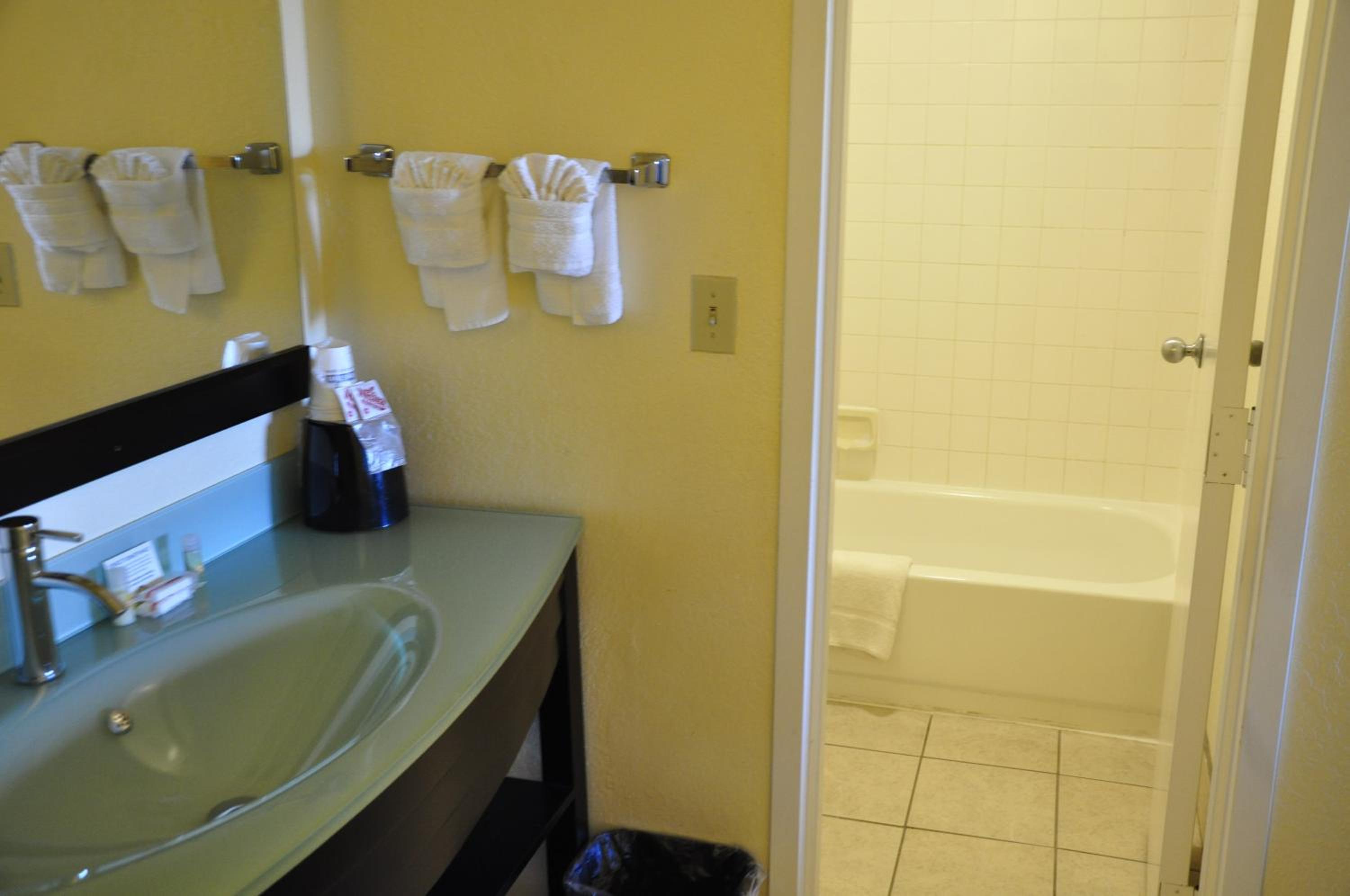 غرفة ديلوكس رباعية للمدخنين، Motel6 Little Rock, AR - Airport 8/9