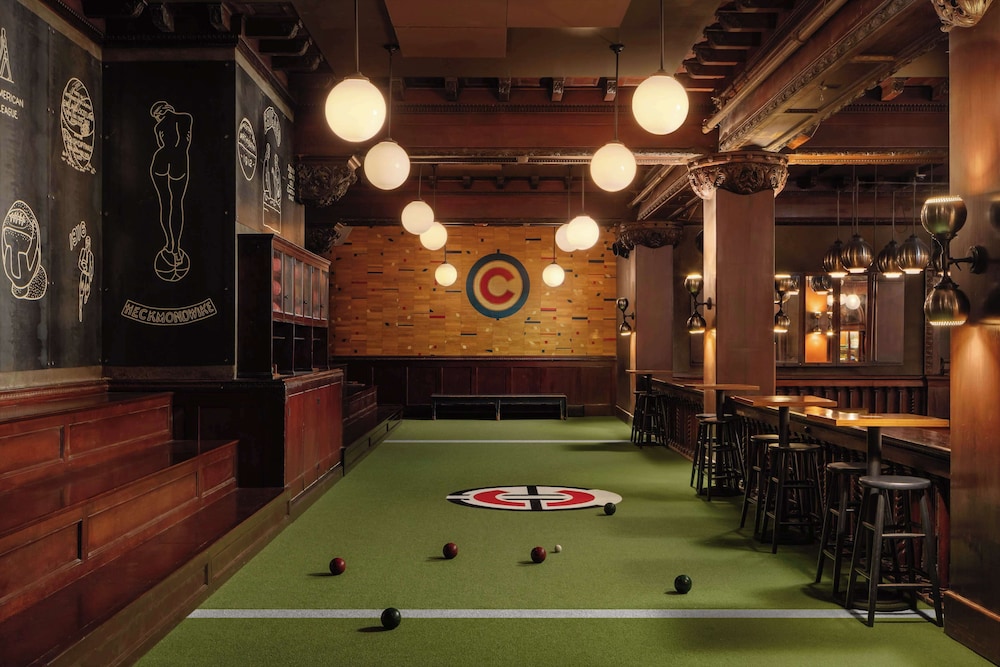 Chicago Athletic Association 71/79