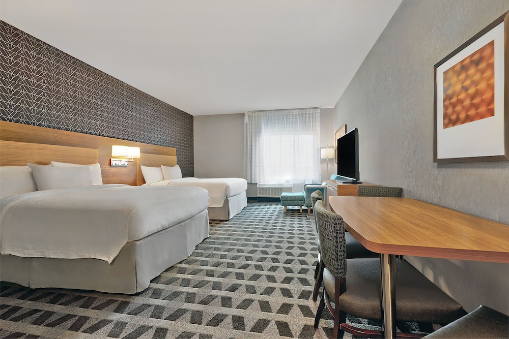 TownePlace Suites by Marriott Sacramento Elk Grove 6/24